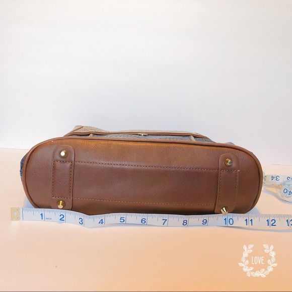 MC Purse - Picture 4 of 6